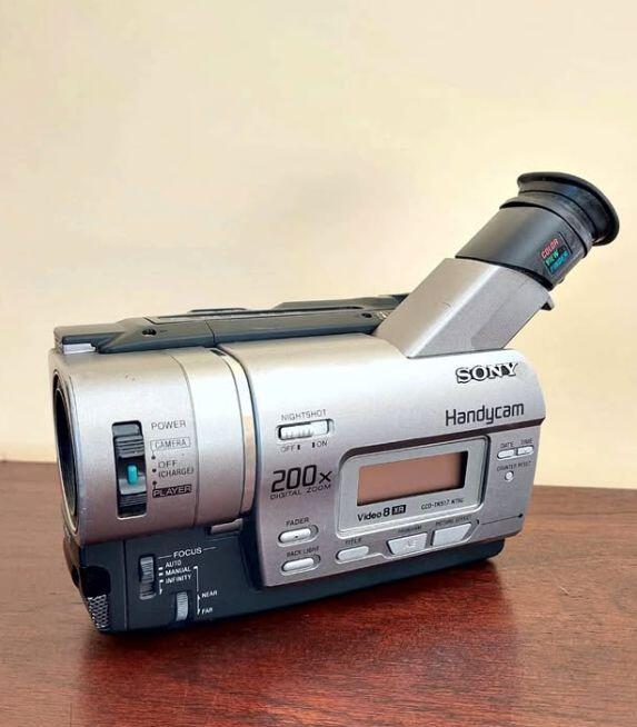 Cámara de video Sony Handycam 200X Zoom