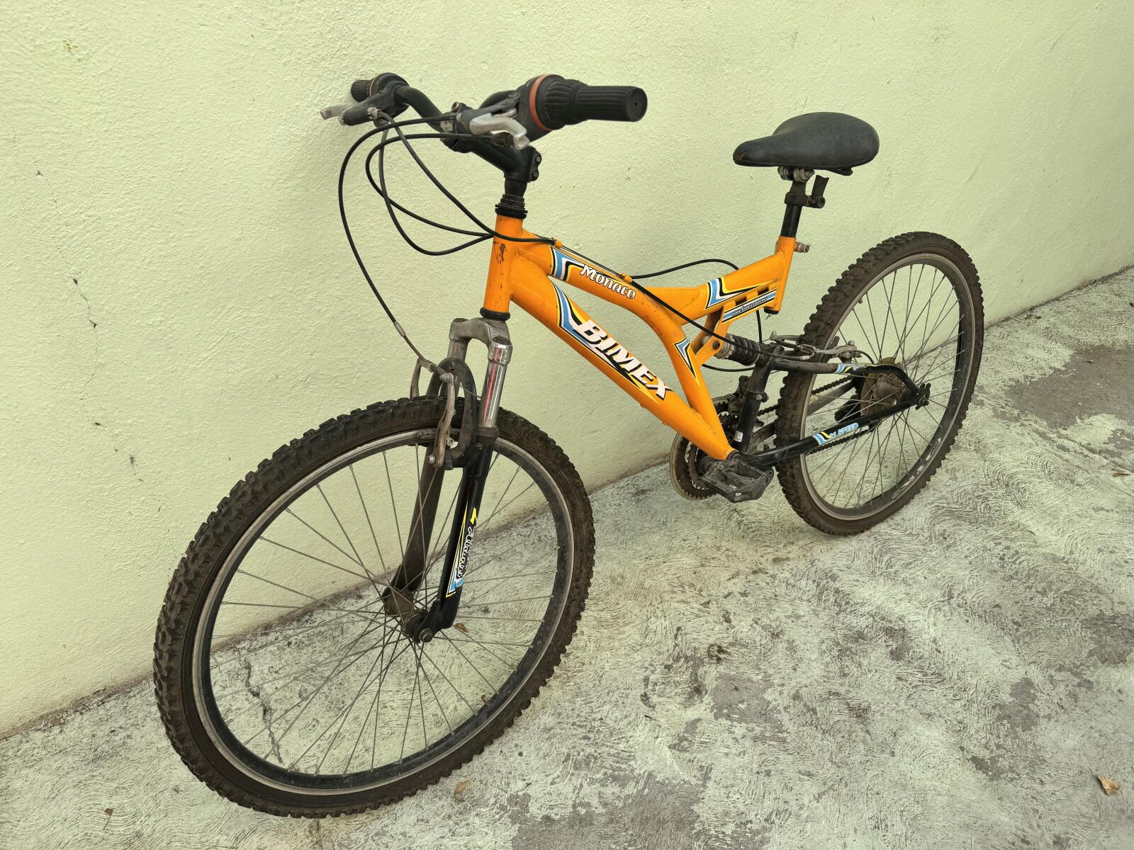 Bicicleta en Venta – Funcional, Ideal para Uso Diario (Requiere Servicio)