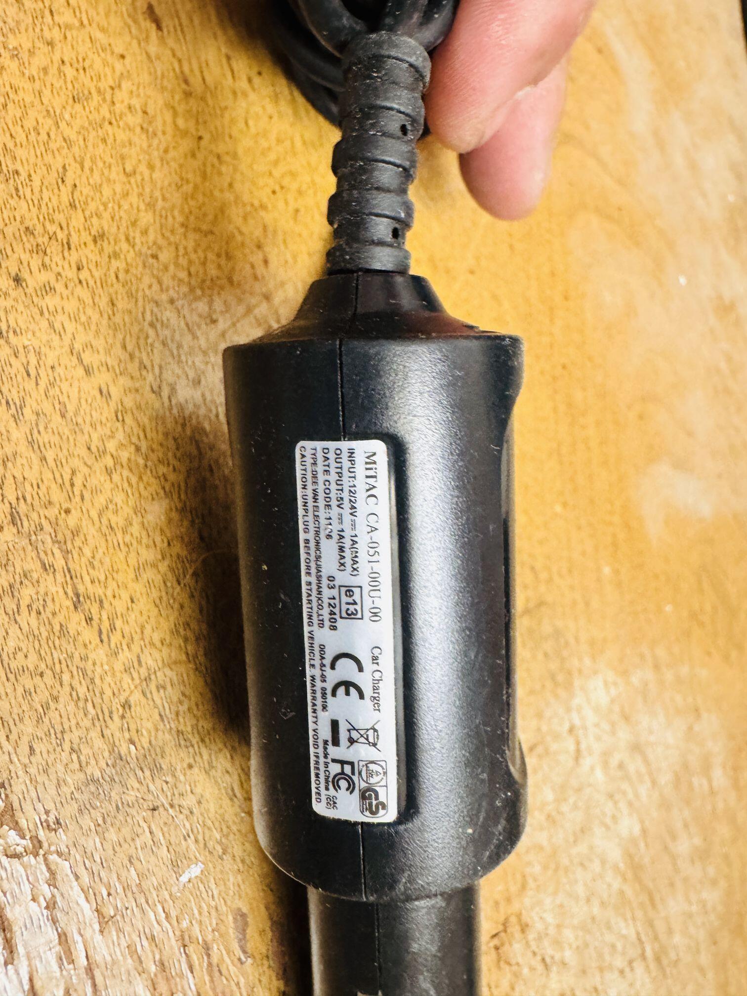 Cargador para Auto MITAC 🚗⚡ | Original | Ideal para GPS / Dispositivos