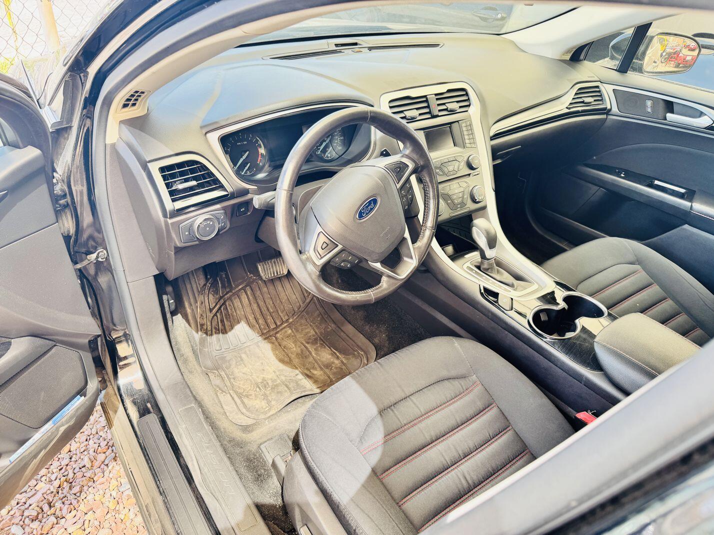 Ford Fusion 2017 – Elegancia, Potencia y Confort Total