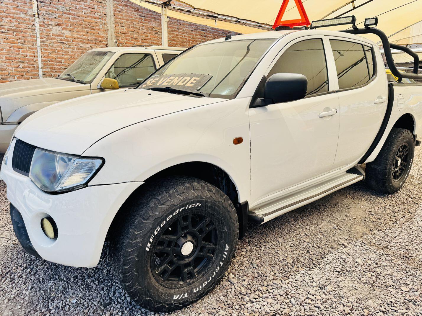 Mitsubishi Diésel 2009 – Fuerza, Ahorro y Equipo Completo