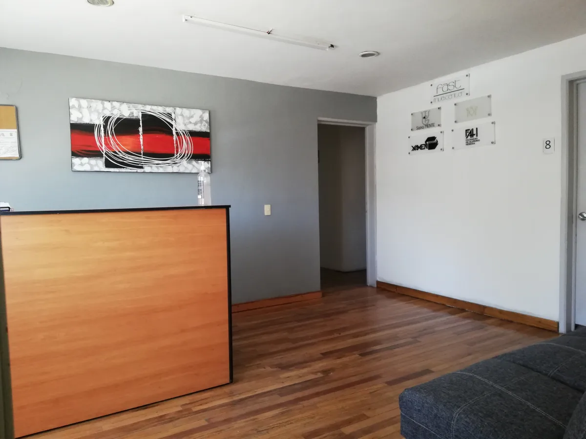 OFICINA AMUEBLADA EN ZAPOPAN, ZONA PATRIA Y GUADALUPE