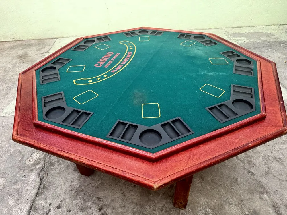 🃏 Mesa de Poker Octagonal de Madera Maciza - ¡Estilo Casino en Casa! ♠️