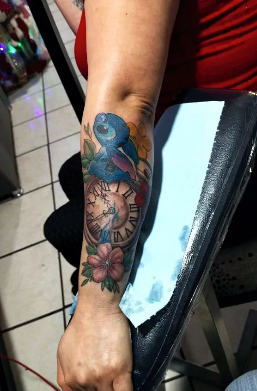 Tatuajes a Color Personalizados | Diseños Vibrantes y Exclusivos | Posada Tatto