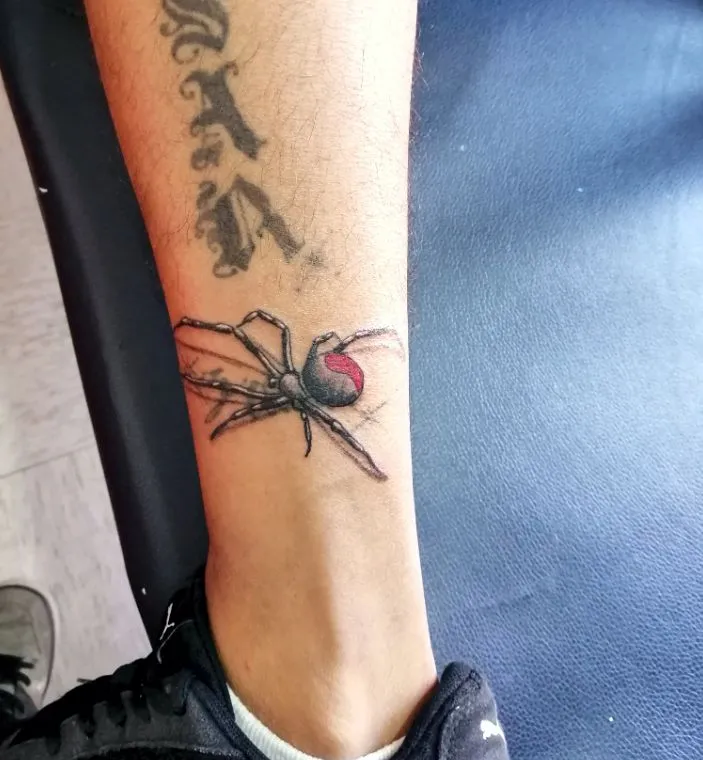 Tatuajes Personalizados en Aguascalientes | Realismo, Anime, Frases, Color y Más | Posada Tatto