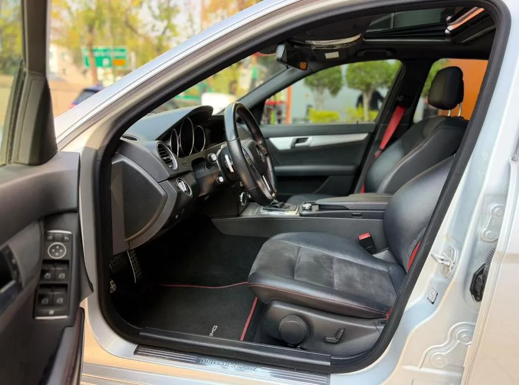 MERCEDES-BENZ C200 CGI SPORT 2014