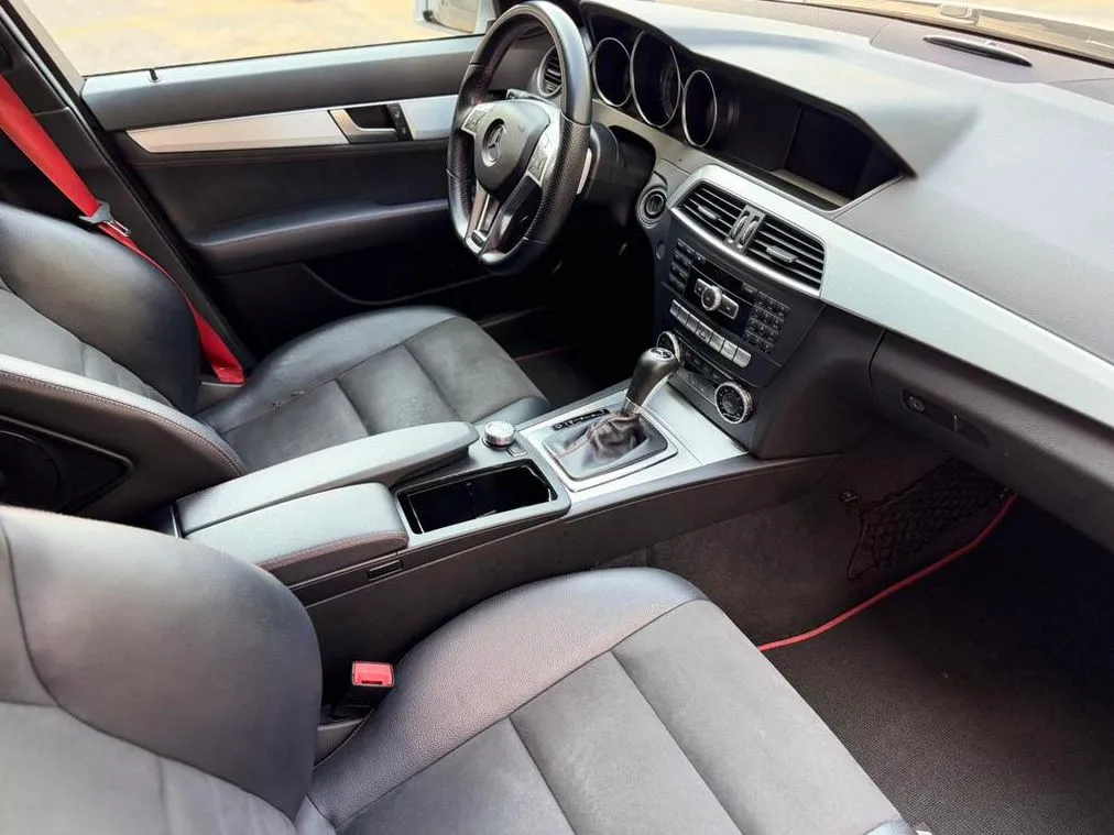 MERCEDES-BENZ C200 CGI SPORT 2014