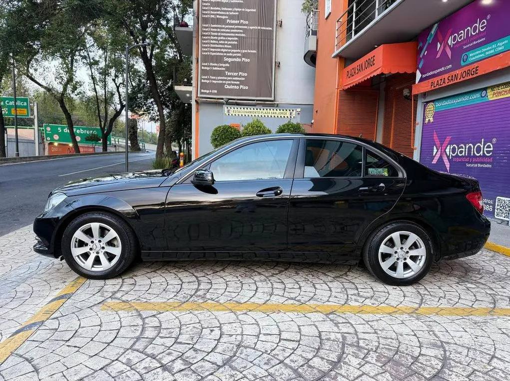 MERCEDES BENZ C180 2013