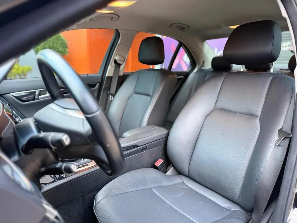 MERCEDES BENZ C180 2013