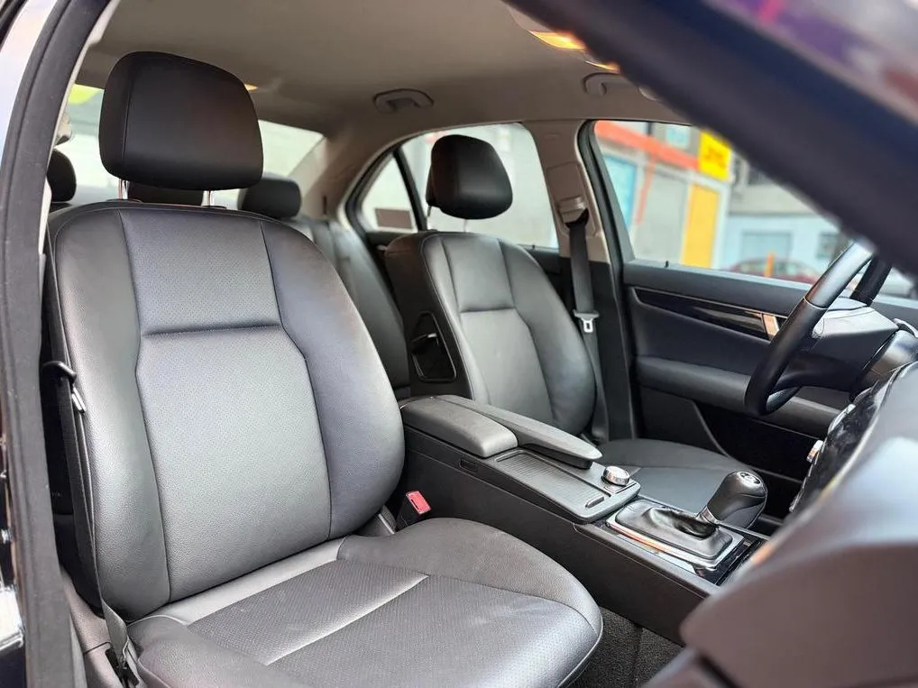 MERCEDES BENZ C180 2013