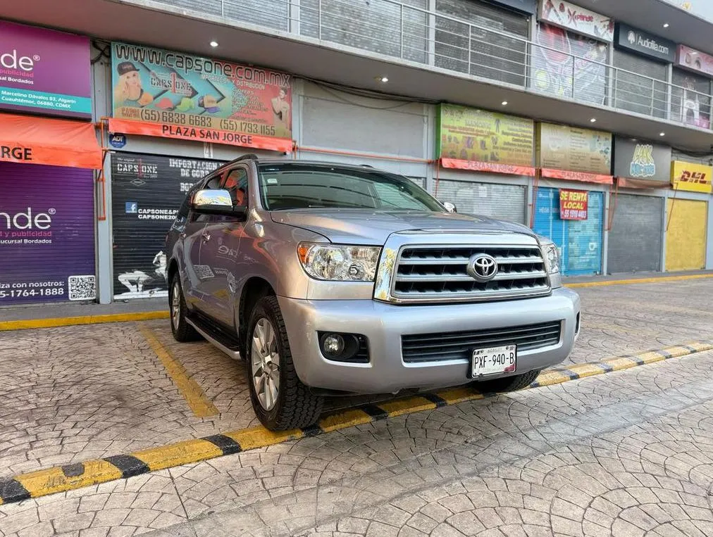 TOYOTA SEQUOIA LIMITED 2017 4X4