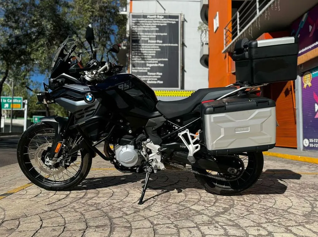 BMW F 850 2023 TRIPLE BLACK