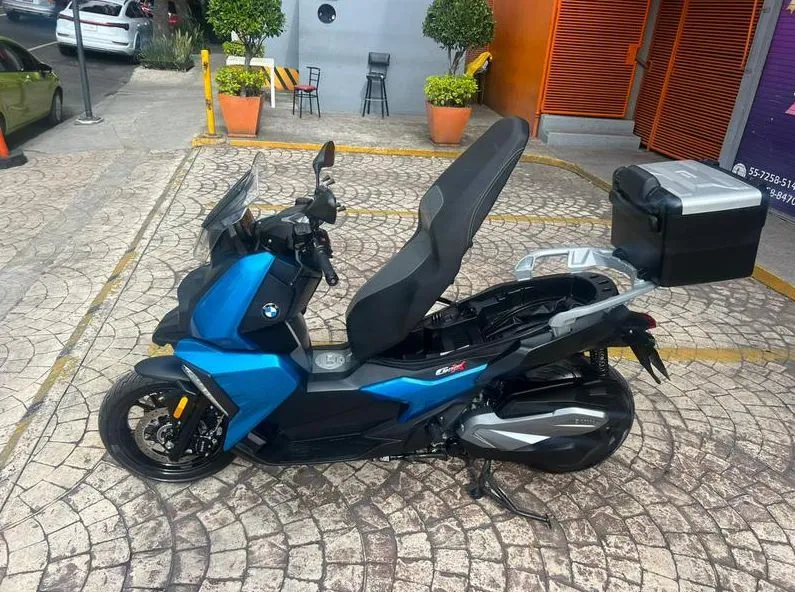 MOTO BMW C 400 X 2019