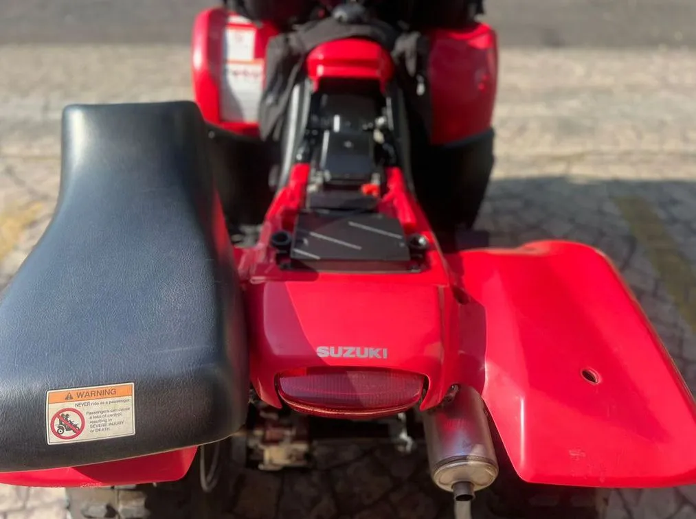 CUATRIMOTO SUZUKI TODO TERRENO LT-F250 2011