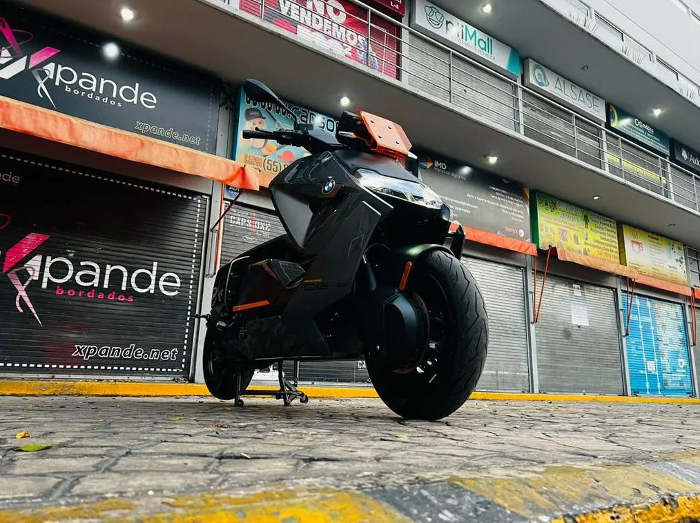 BMW CE04 2022 100% ELÉCTRICA NACIONAL