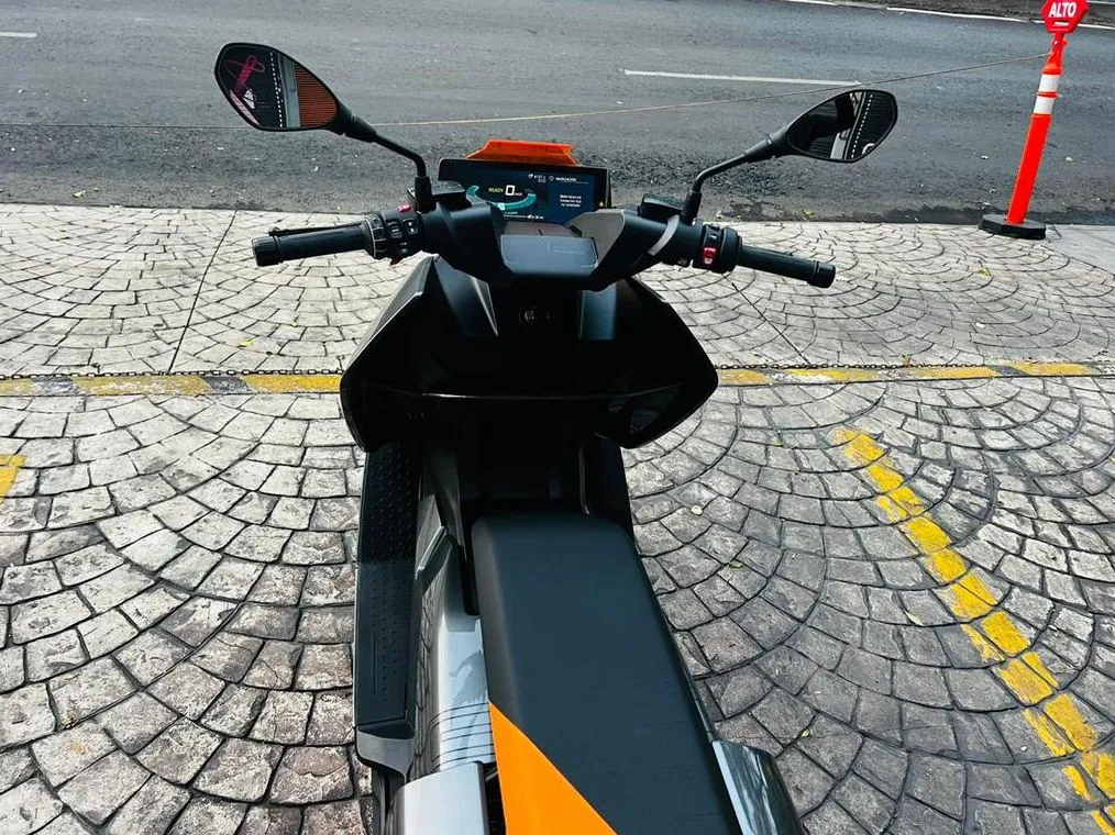 BMW CE04 2022 100% ELÉCTRICA NACIONAL