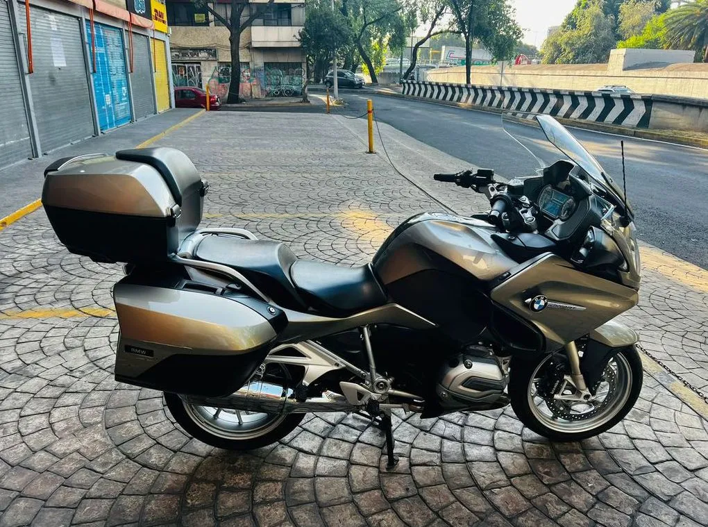 MOTO BMW R1200 RT 2016