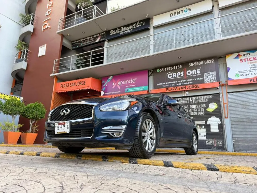 INFINITI Q70 SEDUCTION 2018