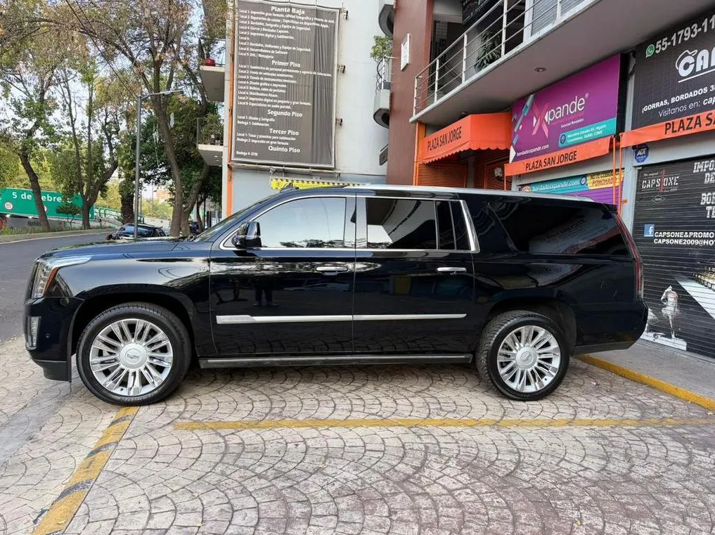 CADILLAC ESCALADE ESV AWD PLATINUM 2019