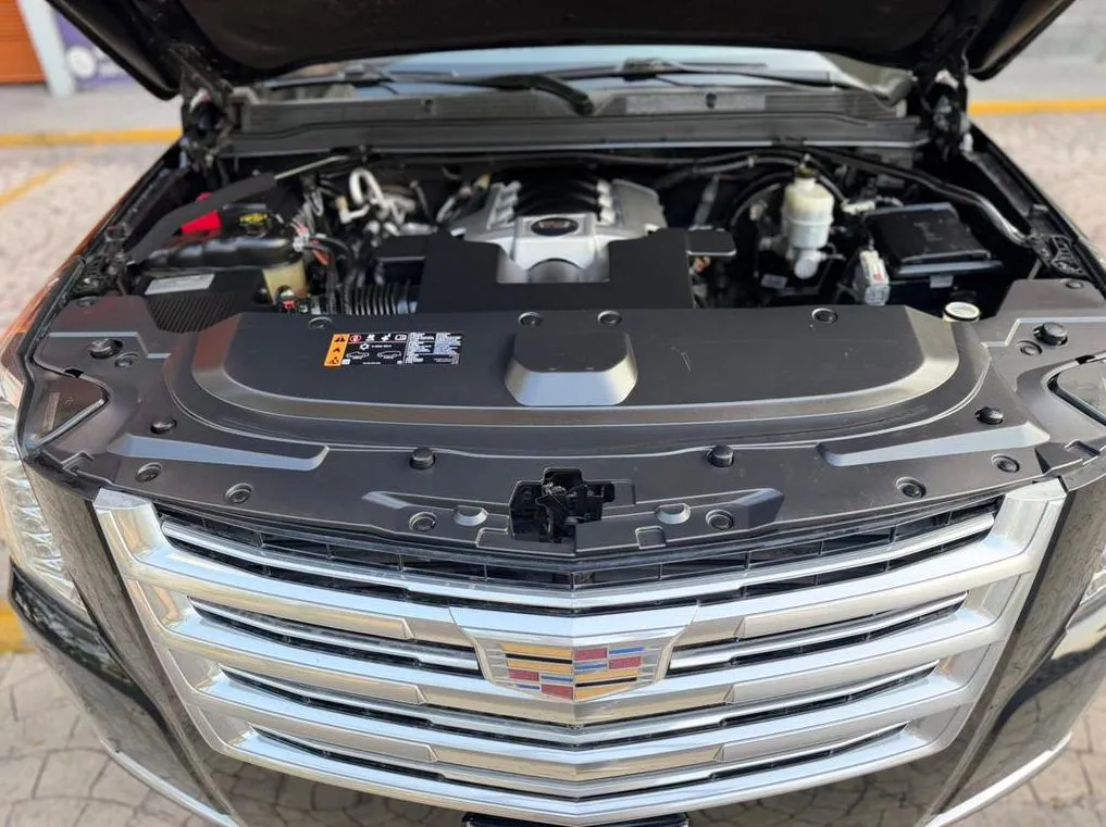 CADILLAC ESCALADE ESV AWD PLATINUM 2019