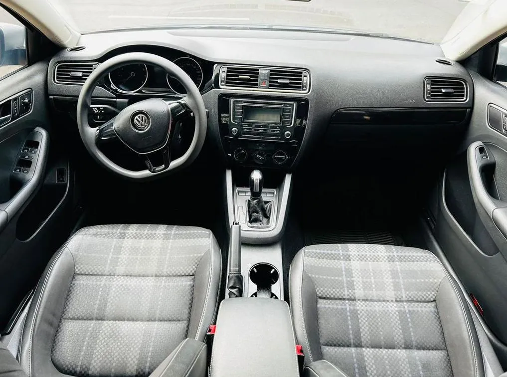 JETTA STYLE A7 2017 PIEL-TELA AT AC