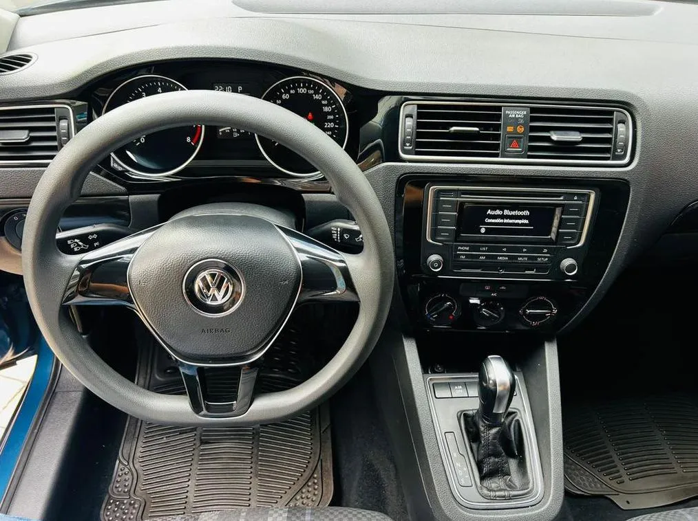 JETTA STYLE A7 2017 PIEL-TELA AT AC