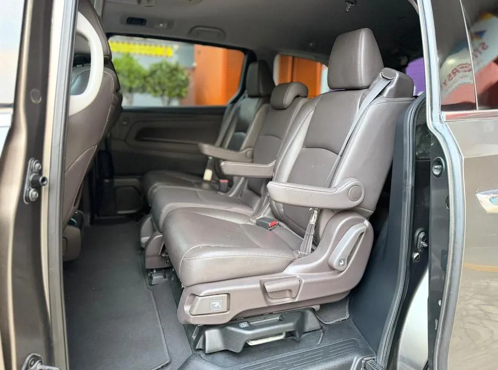 HONDA ODYSSEY TOURING 2019