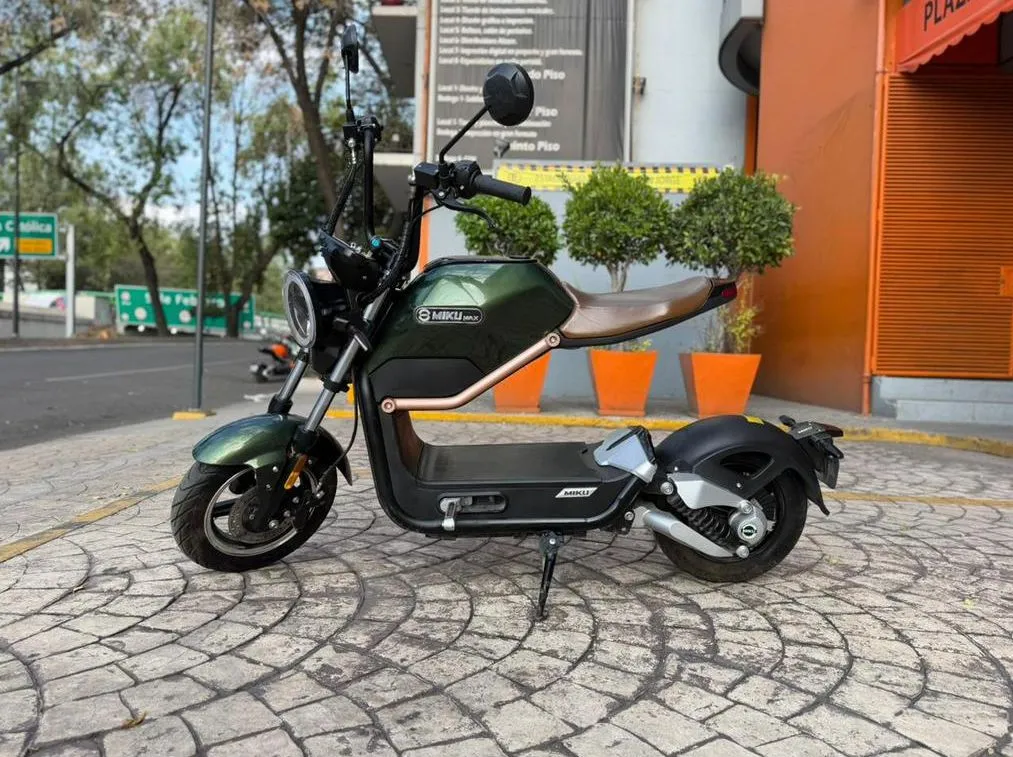 MOTO 100% ELÉCTRICA SUNRA MIKU MAX 2019