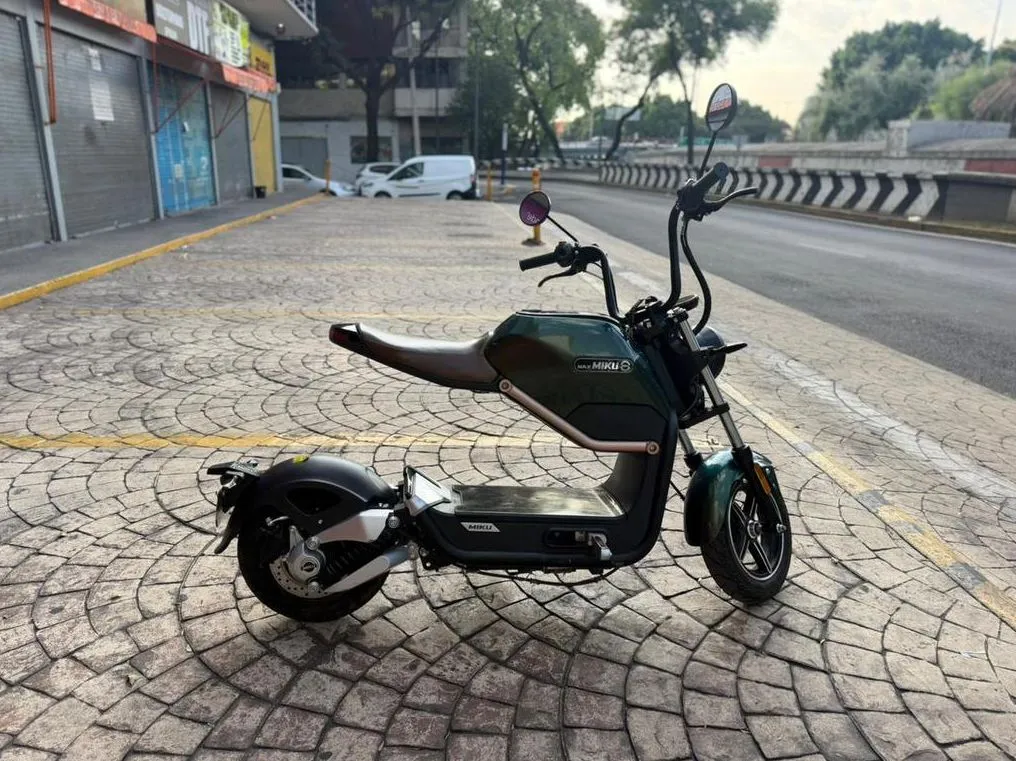 MOTO 100% ELÉCTRICA SUNRA MIKU MAX 2019