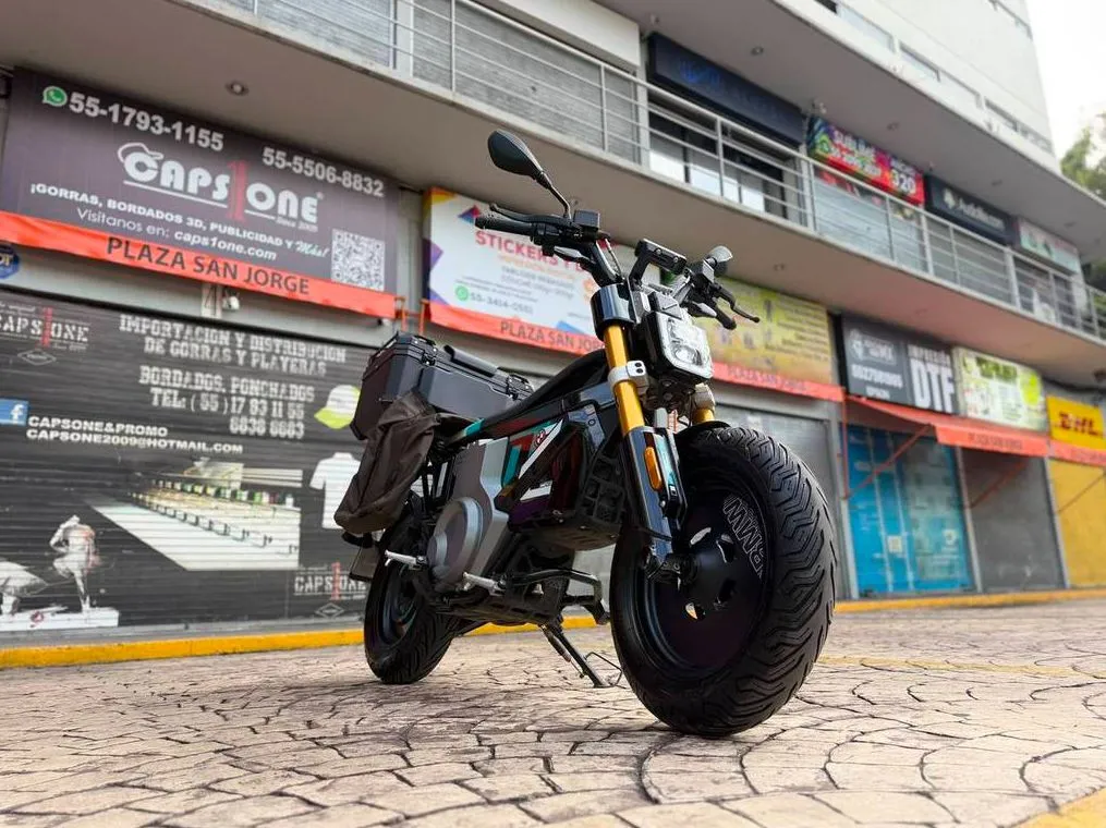 BMW CE02 2024 100% ELÉCTRICA