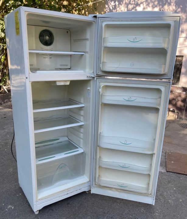 Bonito refrigerador Mabe