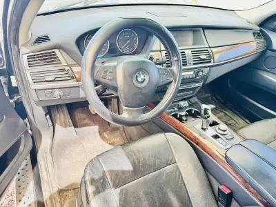 BMW X5 xDrive 2007 – Lujo, Potencia y Confort Total